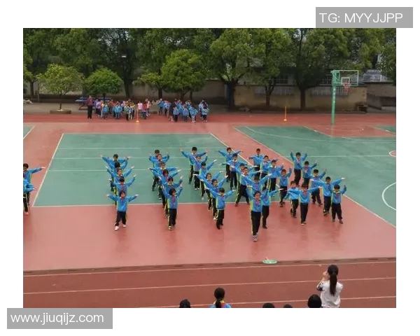 运动周娜独家分享滑板技巧与心得助你提升体育水平